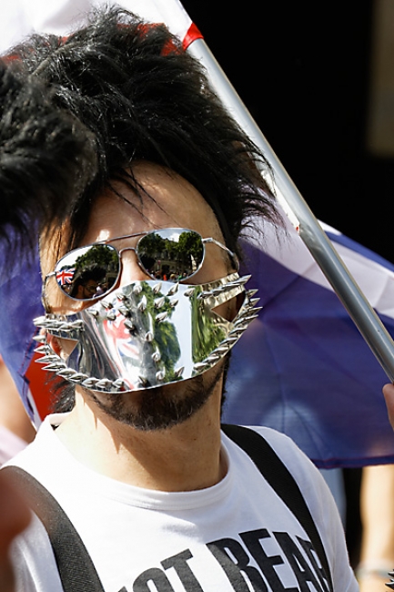 Gay pride Paris JUN13-178
